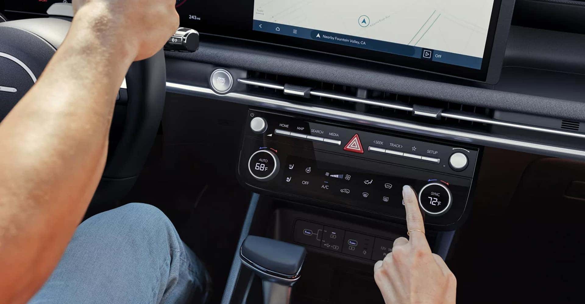 2025 Hyundai Santa Cruz dash