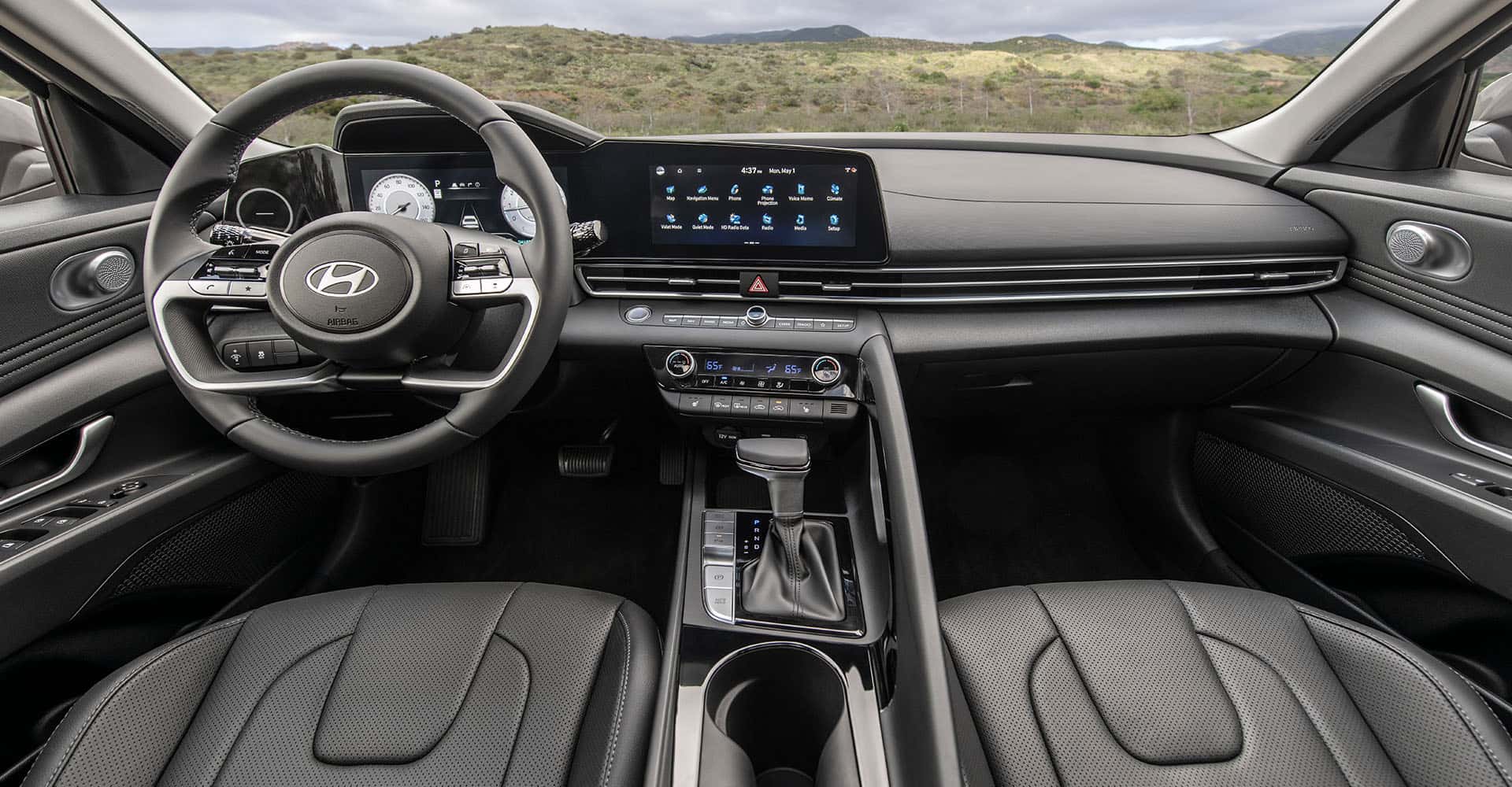 https://di-uploads-pod28.dealerinspire.com/suntruphyundaisouth/uploads/2025/08/2025-Elantra-Interior-View.jpg