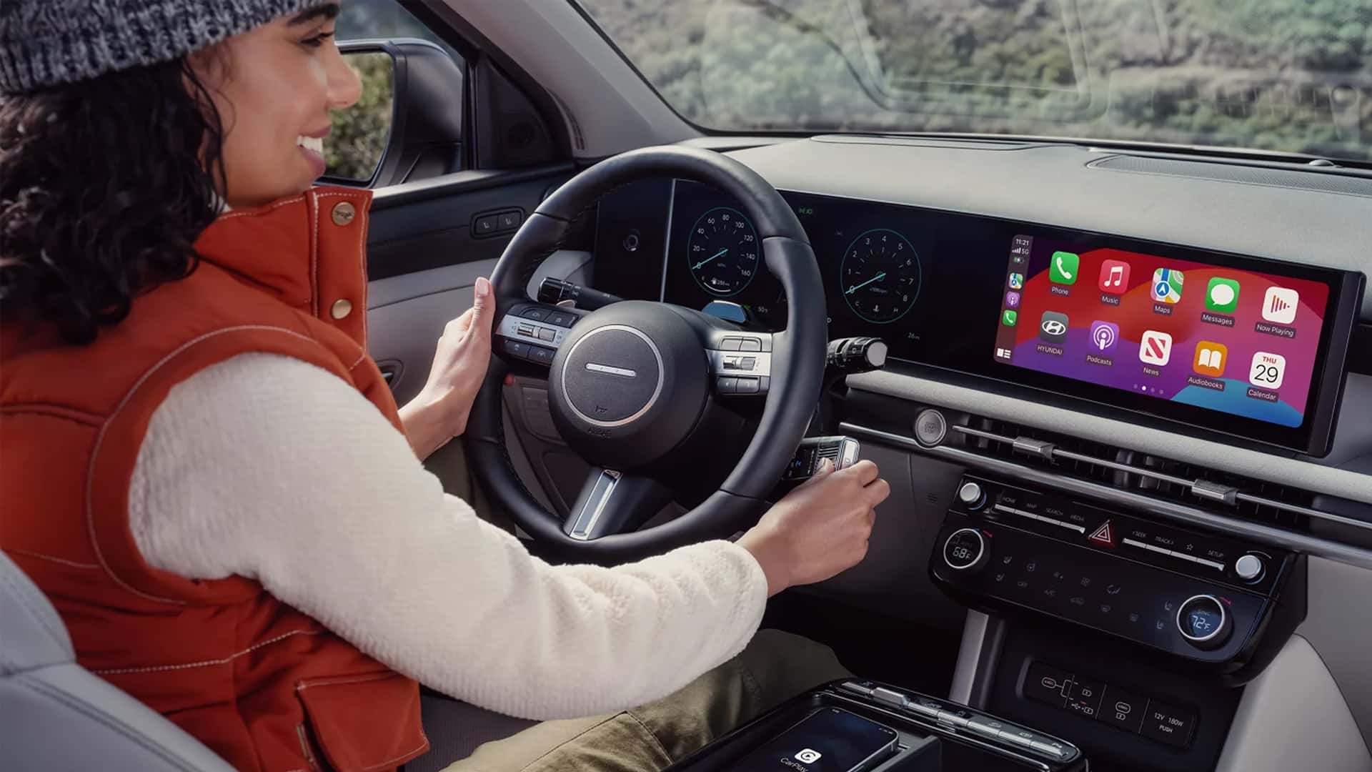 2026 Tucson Hybrid Interior
