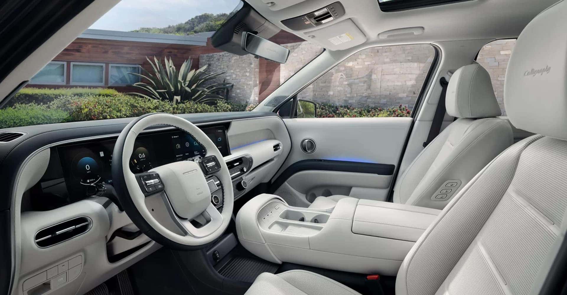 2026-Hyundai-Palisade-Hybrid-interior-in-white-and-black