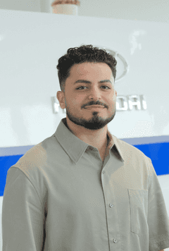 Mustafa  Kadhim