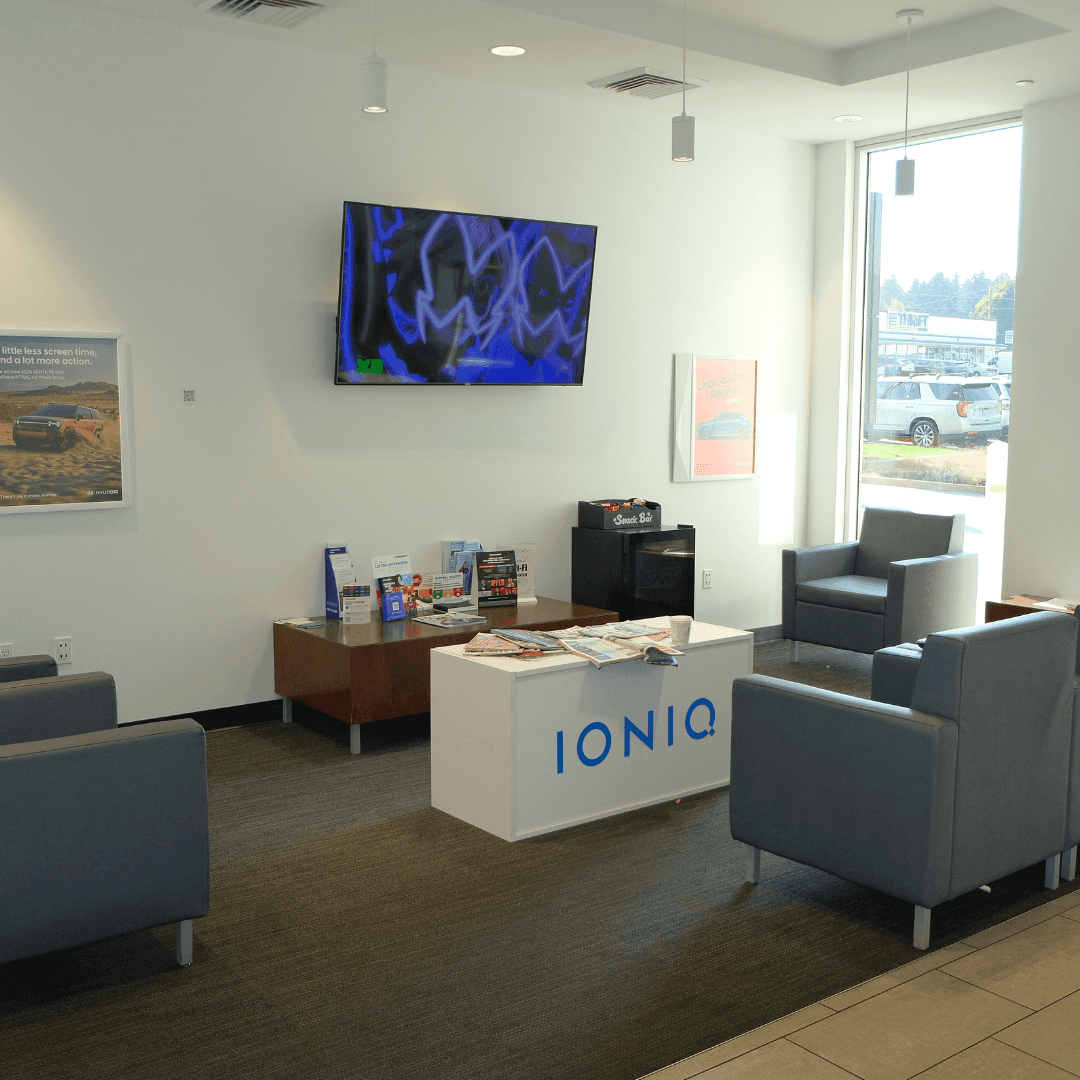 Tonkin Gladstone Hyundai Dealership Showroom