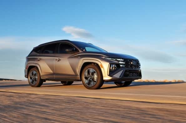 2026 hyundai tucson driving side view